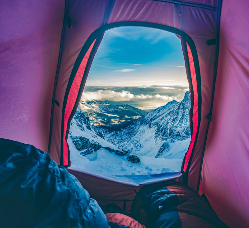 Down Sleeping Bag for Extreme Cold Winter Trekking – product view 3 | Great Lakes Outdoor