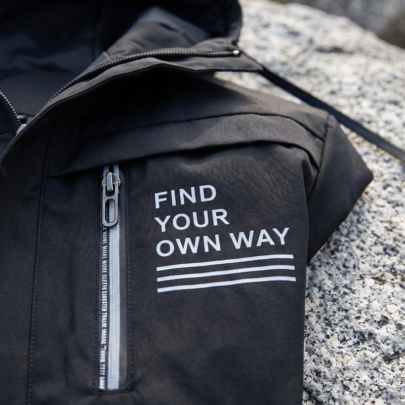 Men's Windproof Hooded Jacket Chest Print Fitness Hiking Coat, product photo 4
