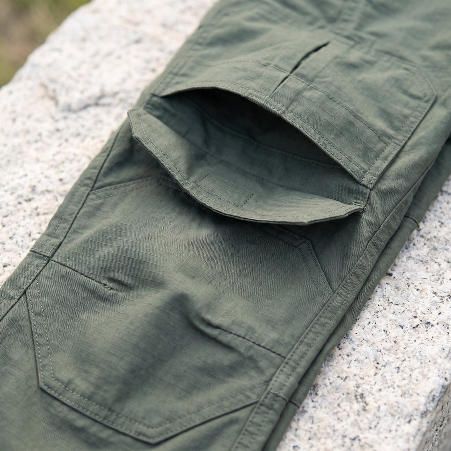Men's Lightweight Tactical Pants 10 Pocket Water Repellent Trousers, product photo 4