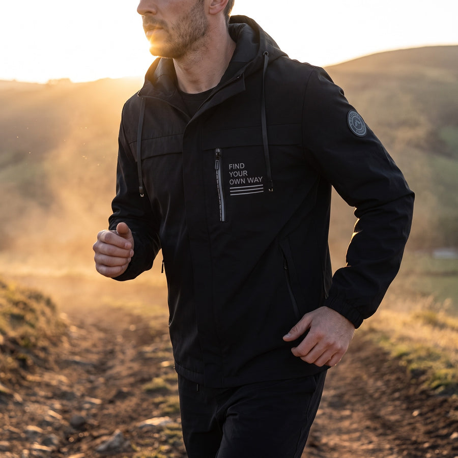 Men's Windproof Hooded Jacket Chest Print Fitness Hiking Coat, product photo 3