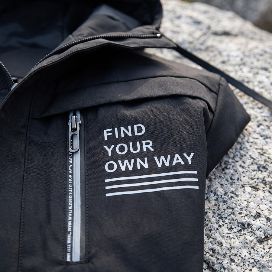 Men's Windproof Hooded Jacket Chest Print Fitness Hiking Coat, product photo 4