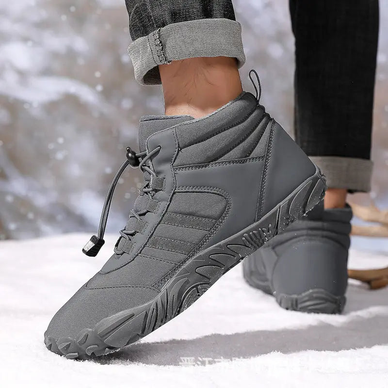 Women’s Barefoot Shoes Winter Minimalist Warm Lightweight Walking Shoes – product view 3 | Great Lakes Outdoor